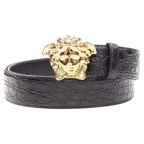 do versace belts have a pattern that says vesace|Versace swarovski belt.